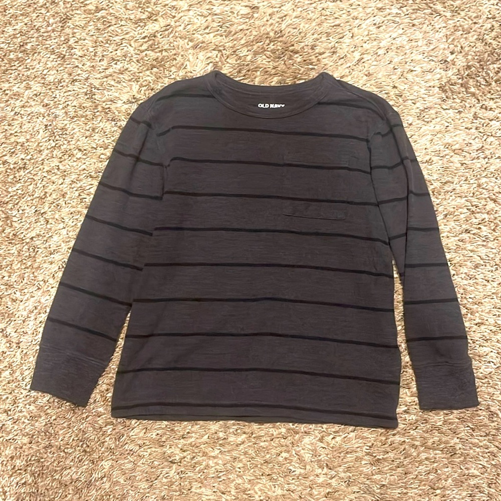 Old Navy Long Sleeved Shirt